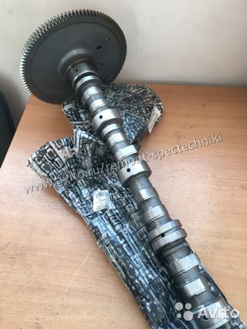 Распредвал и шестерня в сборе 320/03681 / JCB