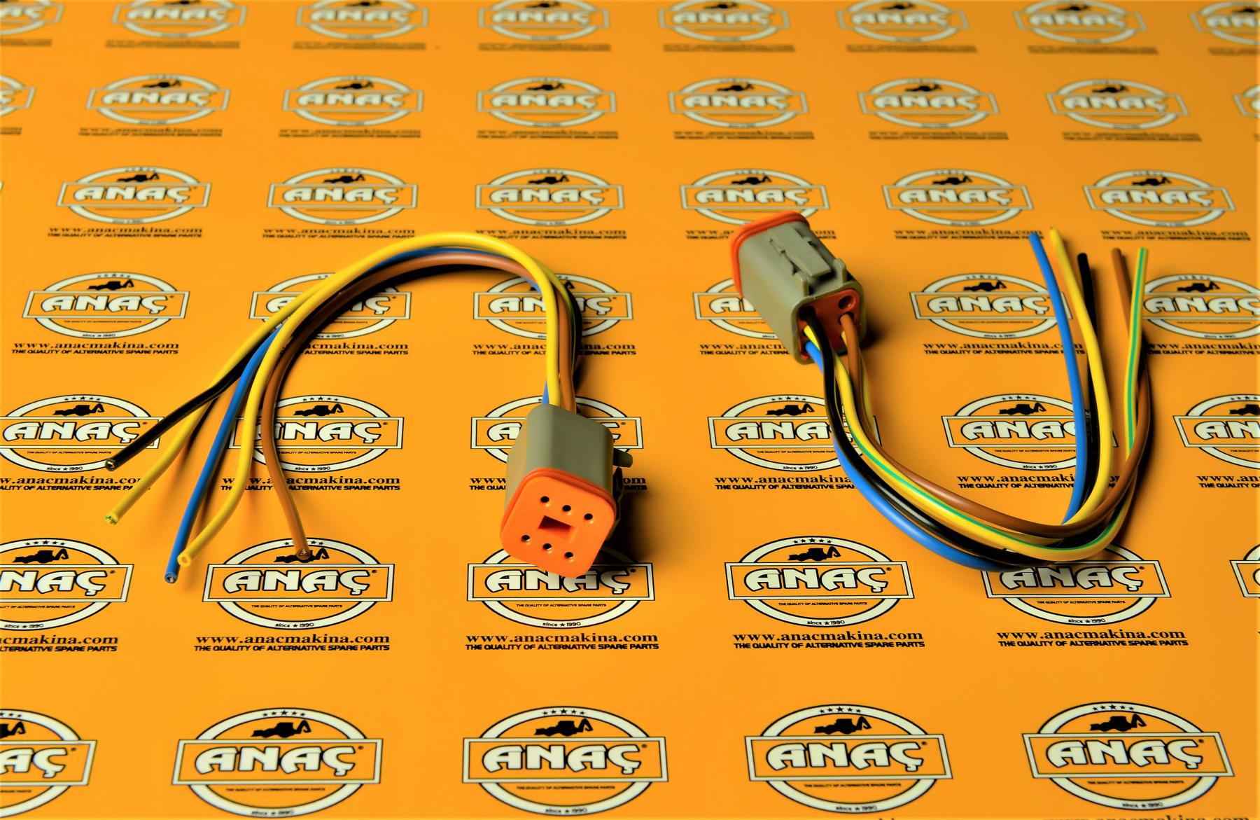 Штекер передней фары (6 контактов) 721/F8560 / ANAC