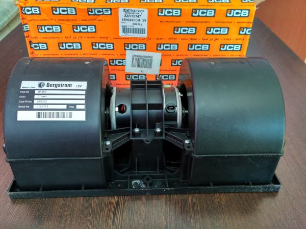 Мотор отопителя 332/Т3747, 332/С4284, 30/925685 / JCB
