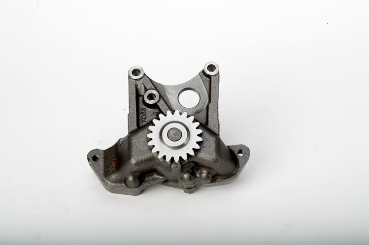 Насос масляный 4132F056 / KMP