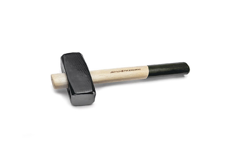 Кувалда 1,5 кг (деревянная ручка) / ДЕЛО ТЕХНИКИ