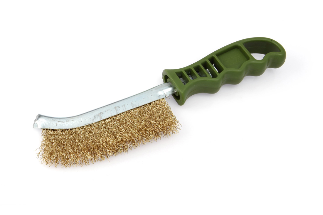 Щетка железная (щетина латунь) / ДЕЛО ТЕХНИКИ