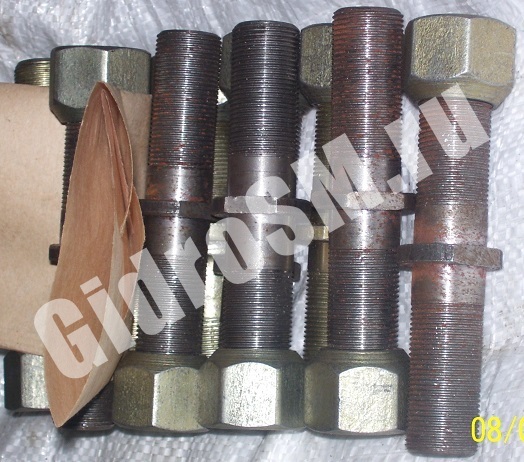 Шпилька ступицы АМКОДОР