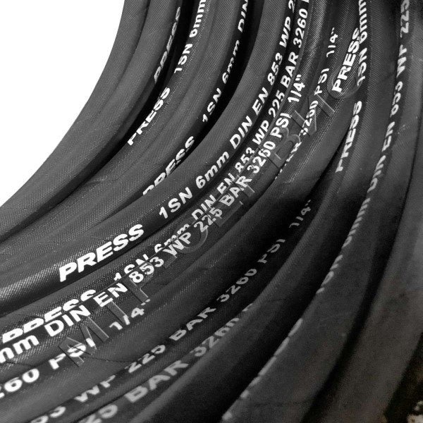 Рукав с м/о DIN EN853  2SN DN 10  (33 МПа)  TEHNO