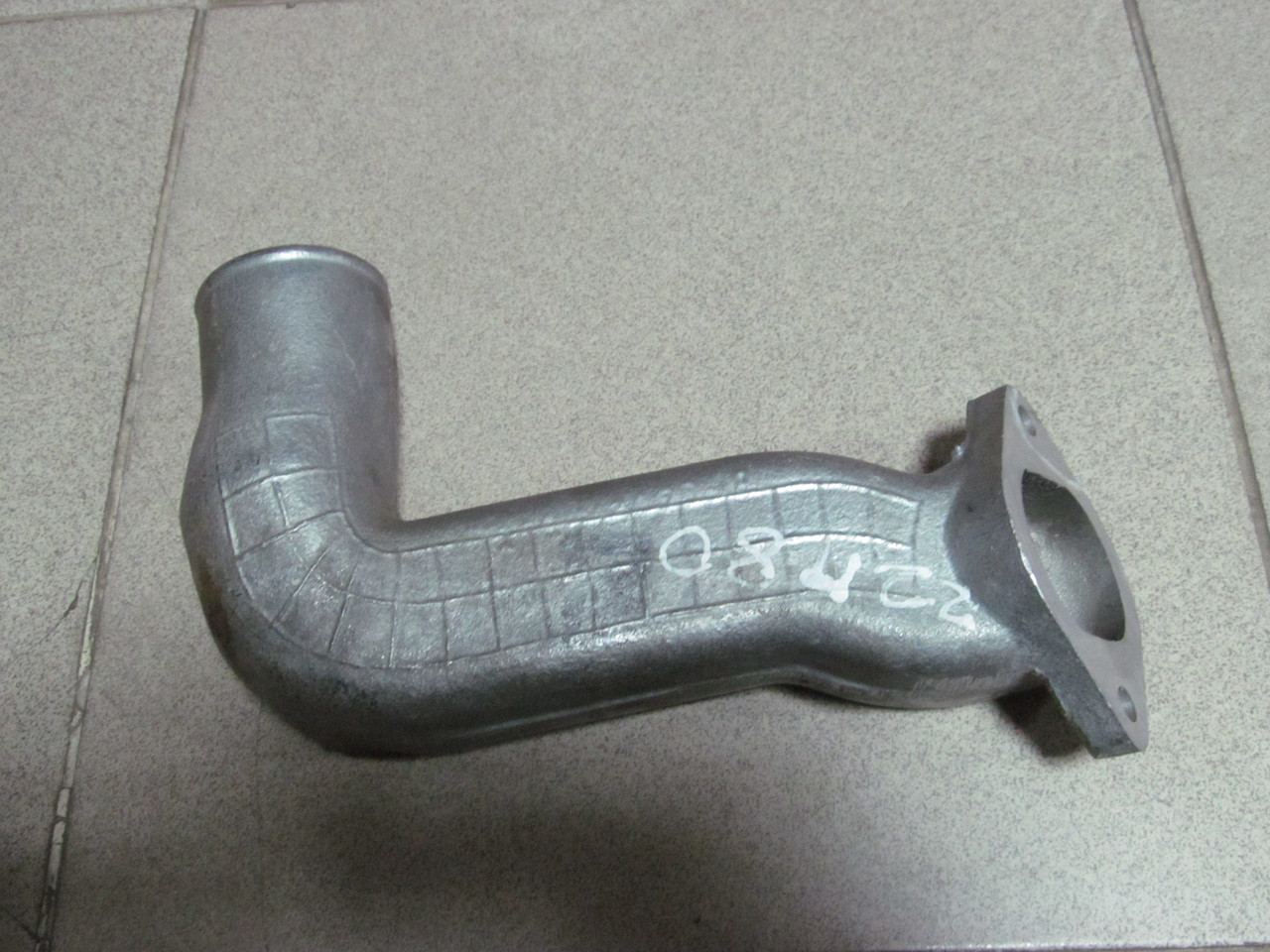 Патрубок помпы Д260