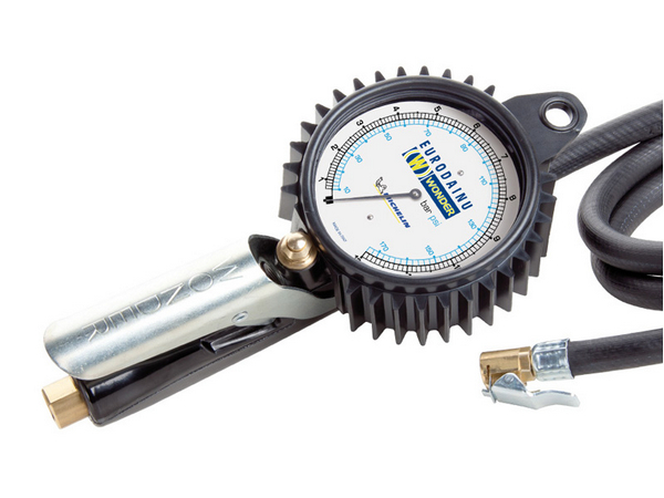 Пистолет-подкачка TECH 15 Bar