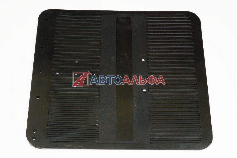 Брызговик передний КАМАЗ / УралРезинаКомплект