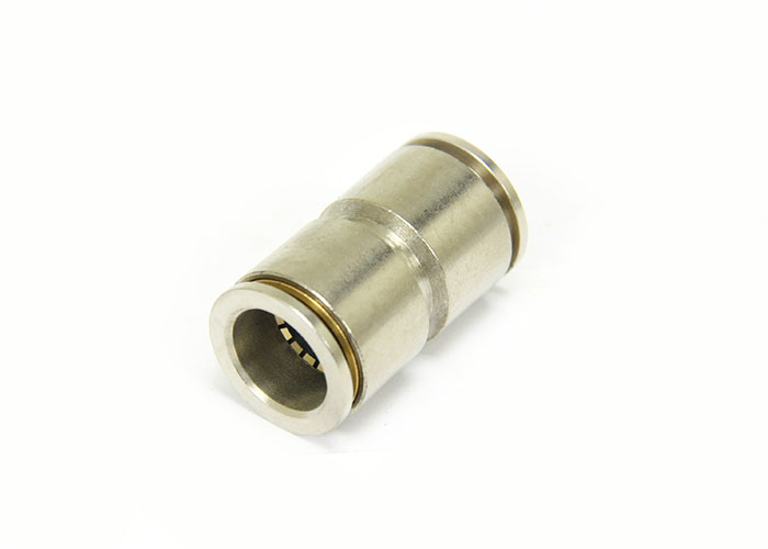 Фитинг металл ф16