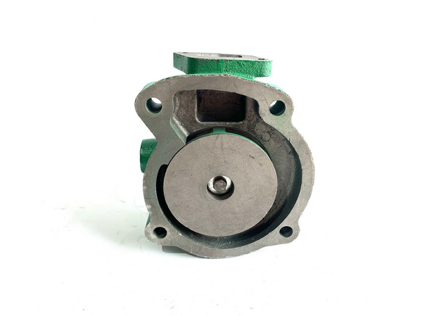 Насос водяной (помпа) ЮМЗ Д65 зеленая