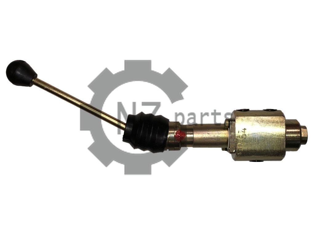 Кран тормозной АМКОДОР (УГА2.05.02.000) / Беларусь