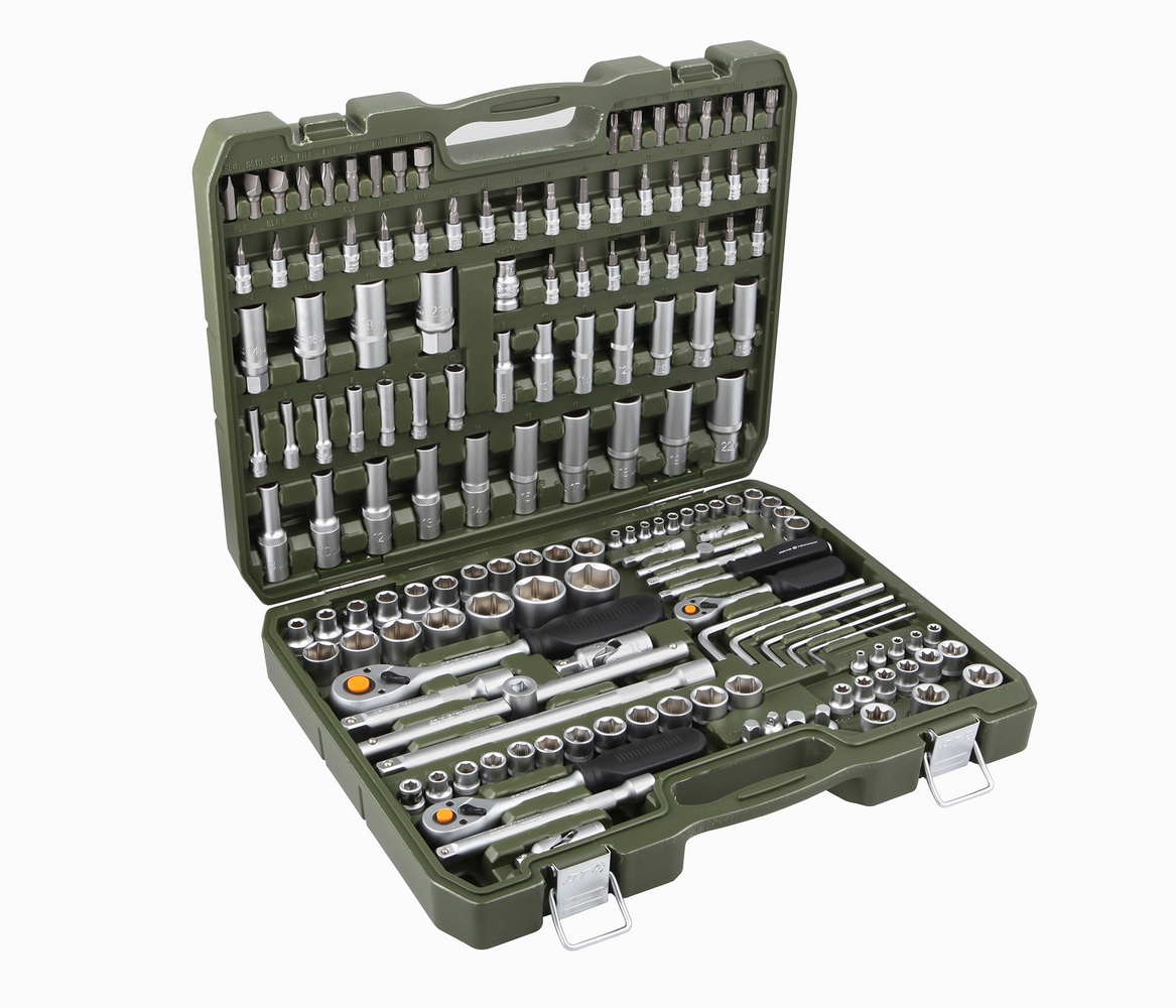 Набор инструментов 151пр / ДЕЛО ТЕХНИКИ