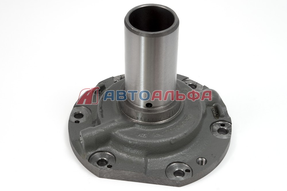 Крышка первичного вала делителя на КПП-152 / ПАО КамАЗ