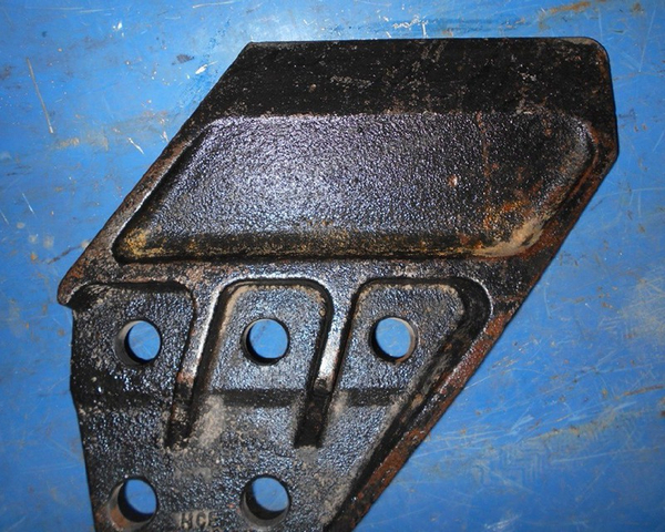 Бокорез HYUNDAI левый 61E7-0102 / AILI