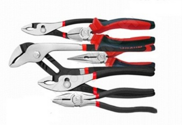 Набор плоскогубцев / BAUM