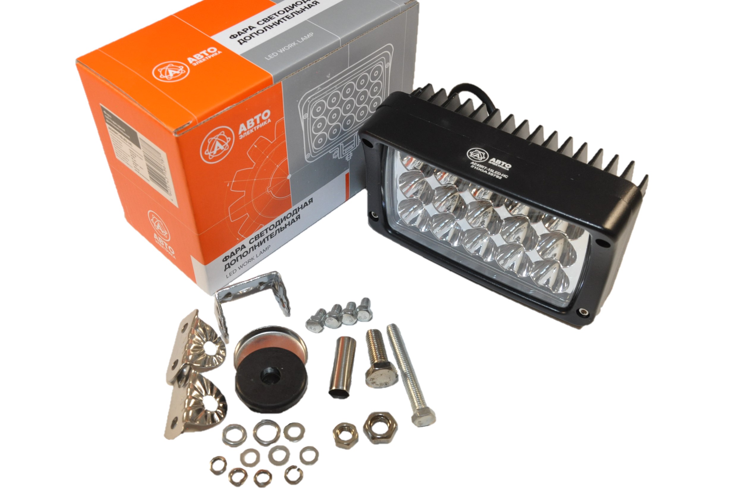 Фара светодиодная (прямоугольная) 15 диодов 12/24v (3 ряда, н/с) / АВТОЭЛЕКТРИКА